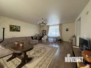 Дом 176м², 2-этажный, участок 6 сот.