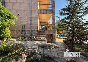 Дом 420м², 3-этажный, участок 9 сот.