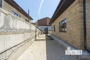 Дом 209м², 2-этажный, участок 5 сот.