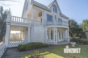 Дом 400м², 3-этажный, участок 8 сот.