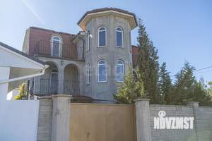 Дом 203м², 3-этажный, участок 5 сот.