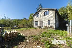 Дом 116м², 2-этажный, участок 4 сот.