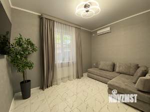 Дом 250м², 3-этажный, участок 4 сот.