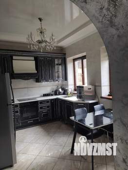 Дом 400м², 3-этажный, участок 9 сот.