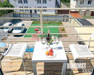 Коттедж 202м², 3-этажный, участок 7 сот.