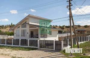 Дом 253м², 3-этажный, участок 5 сот.