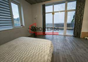 Дом 186м², 2-этажный, участок 5 сот.