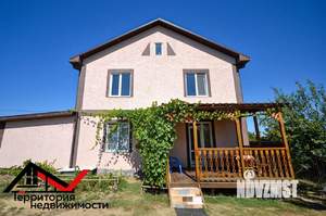 Дом 186м², 2-этажный, участок 9 сот.