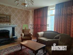 Дом 350м², 3-этажный, участок 8 сот.