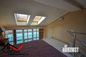 Таунхаус 280м², 3-этажный, участок 40 сот.