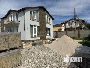 Дом 142м², 2-этажный, участок 6 сот.