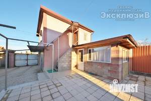 Дом 100м², 2-этажный, участок 3 сот.