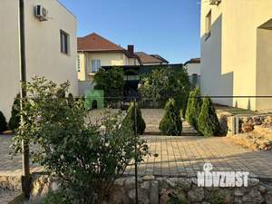 Коттедж 203м², 2-этажный, участок 15 сот.