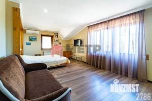 Коттедж 800м², 2-этажный, участок 10 сот.