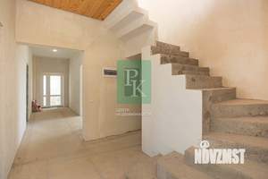 Дом 250м², 2-этажный, участок 6 сот.