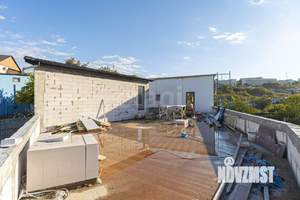 Дом 251м², 2-этажный, участок 6 сот.