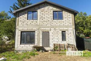 Дом 116м², 2-этажный, участок 4 сот.