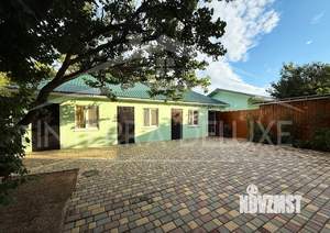 Дом 129м², 1-этажный, участок 4 сот.