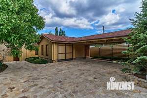 Дом 1200м², 2-этажный, участок 2 сот.