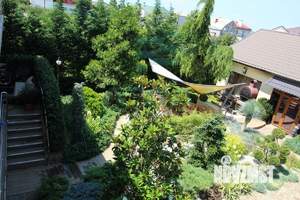 Дом 370м², 3-этажный, участок 8 сот.