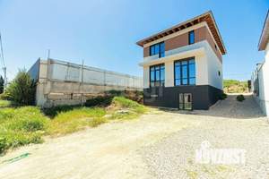 Дом 176м², 3-этажный, участок 5 сот.