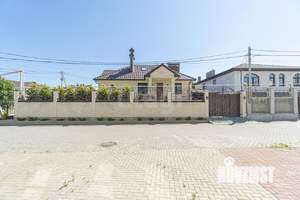 Дом 110м², 3-этажный, участок 1 сот.