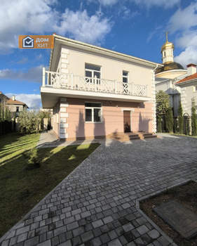 Дом 181м², 2-этажный, участок 4 сот.