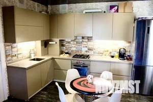 Дом 100м², 2-этажный, участок 6 сот.