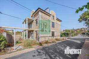 Дом 570м², 3-этажный, участок 3 сот.