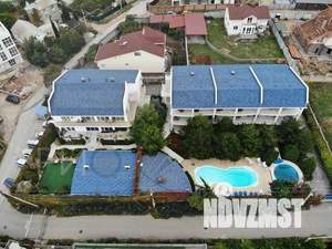 Дом 1226м², 3-этажный, участок 20 сот.