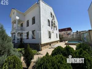 Коттедж 700м², 4-этажный, участок 8 сот.