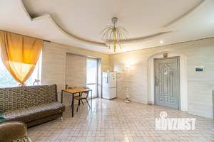 Дом 288м², 2-этажный, участок 5 сот.