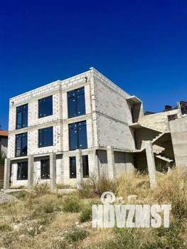 Дом 330м², 3-этажный, участок 6 сот.