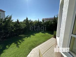 Дом 315м², 3-этажный, участок 8 сот.