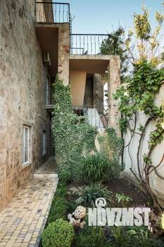 Дом 283м², 3-этажный, участок 6 сот.