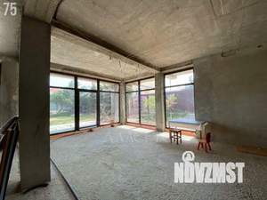 Дом 293м², 2-этажный, участок 8 сот.