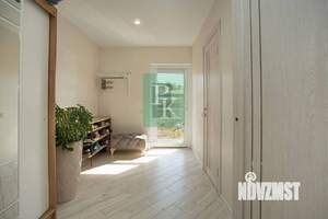 Дом 253м², 3-этажный, участок 5 сот.