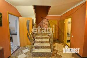 Дом 275м², 3-этажный, участок 9 сот.