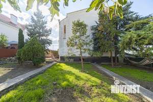 Дом 268м², 3-этажный, участок 6 сот.