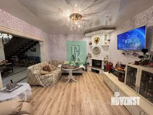 Дом 220м², 2-этажный, участок 4 сот.