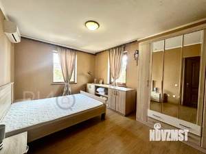 Дом 189м², 2-этажный, участок 11 сот.