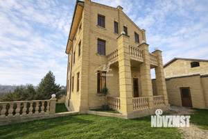 Дом 448м², 3-этажный, участок 6 сот.