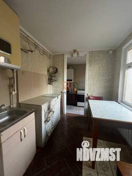 Дом 64м², 2-этажный, участок 4 сот.