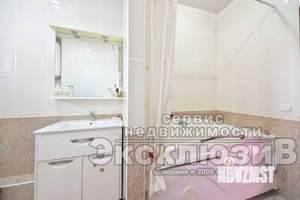 Дом 212м², 2-этажный, участок 4 сот.