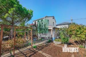 Дом 112м², 3-этажный, участок 4 сот.