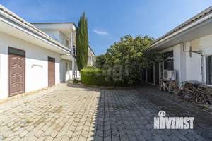 Дом 559м², 2-этажный, участок 9 сот.