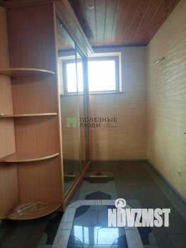 Дом 350м², 3-этажный, участок 8 сот.