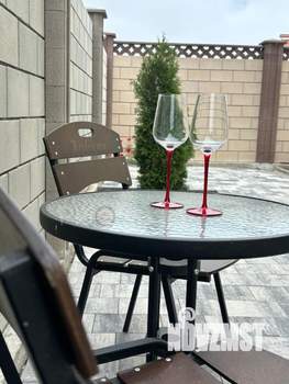 Коттедж 280м², 2-этажный, участок 5 сот.