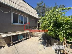 Дом 60м², 2-этажный, участок 8 сот.