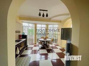 Дом 315м², 2-этажный, участок 8 сот.